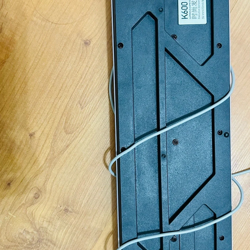 White and Teal Wired Keyboard